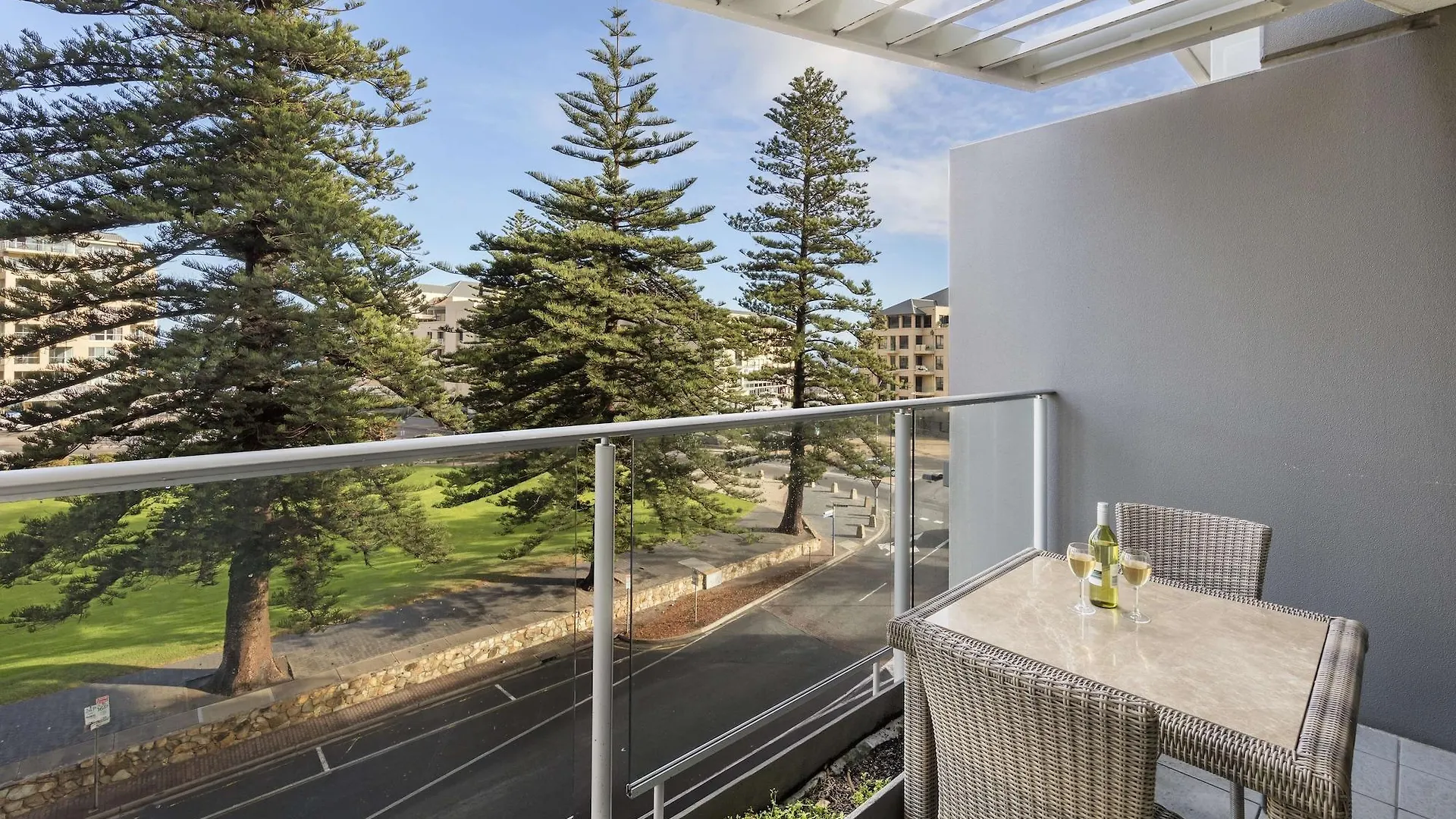Oaks Glenelg Liberty Suites Adelaide Australia