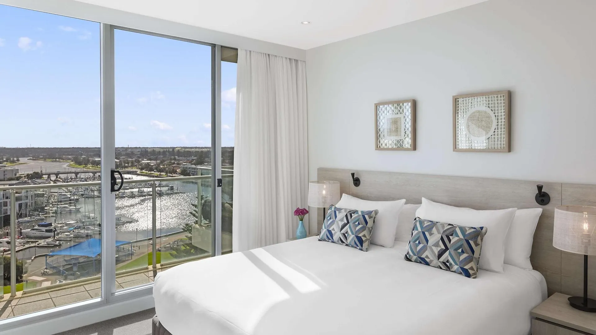 **** Aparthotel Oaks Glenelg Liberty Suites Adelaide Australia