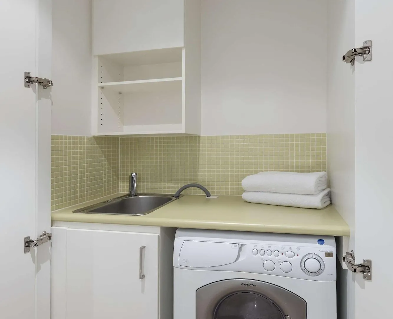 Oaks Glenelg Liberty Suites Adelaide