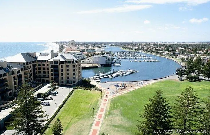 Oaks Glenelg Liberty Suites Adelaide Aparthotel