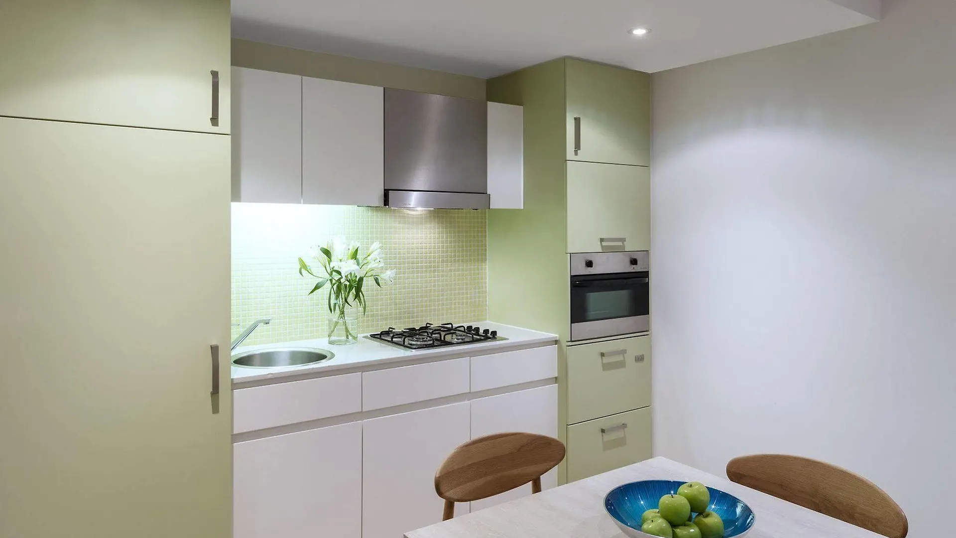 **** Aparthotel Oaks Glenelg Liberty Suites Adelaide Australia