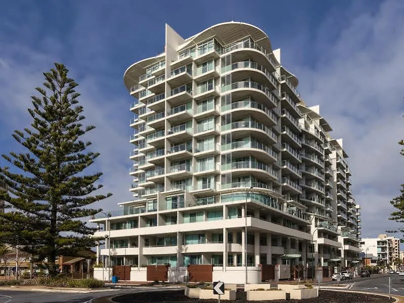 Oaks Glenelg Liberty Suites Adelaide 4*,  Australia
