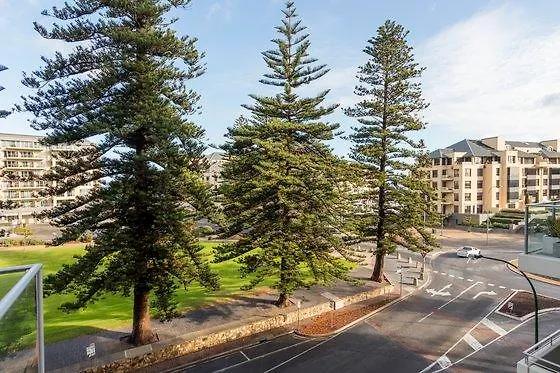 Oaks Glenelg Liberty Suites Adelaide Australia