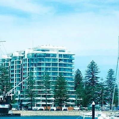 Oaks Glenelg Liberty Suites Adelaide