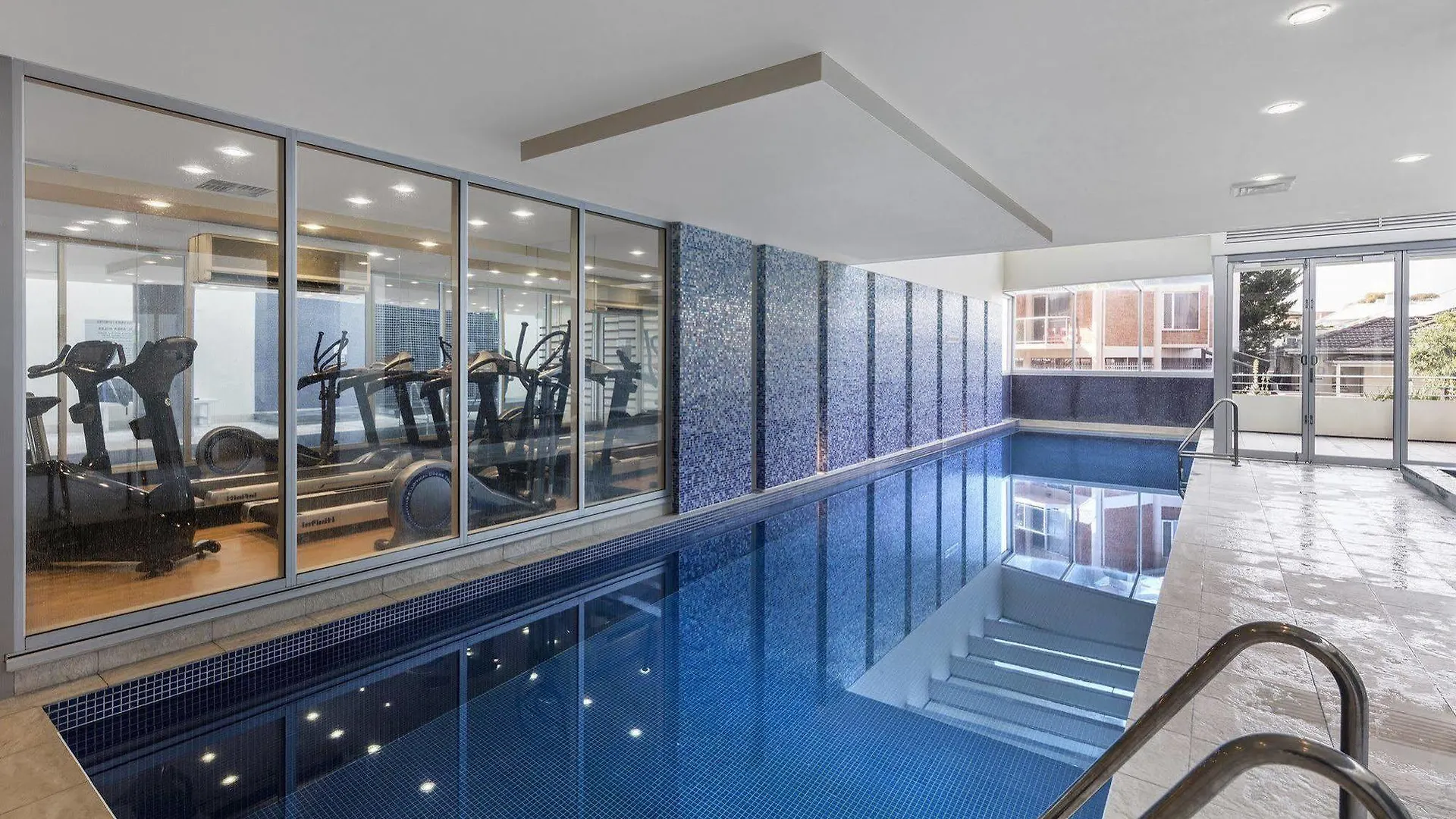 Oaks Glenelg Liberty Suites Adelaide Aparthotel