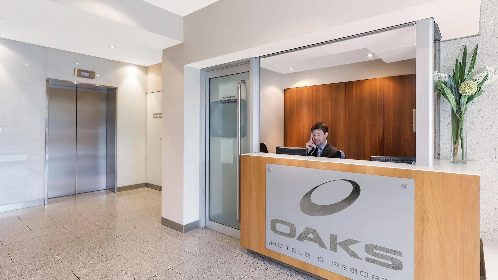 Oaks Glenelg Liberty Suites Adelaide Aparthotel